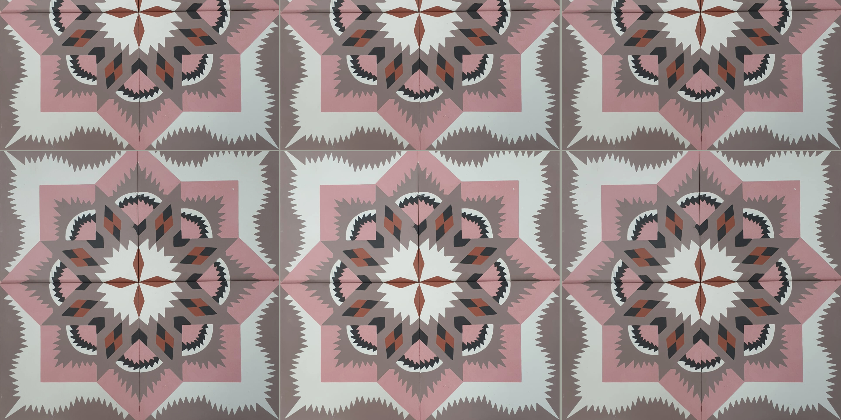PATTERNS TRAILBLAZERS – Desire Tile